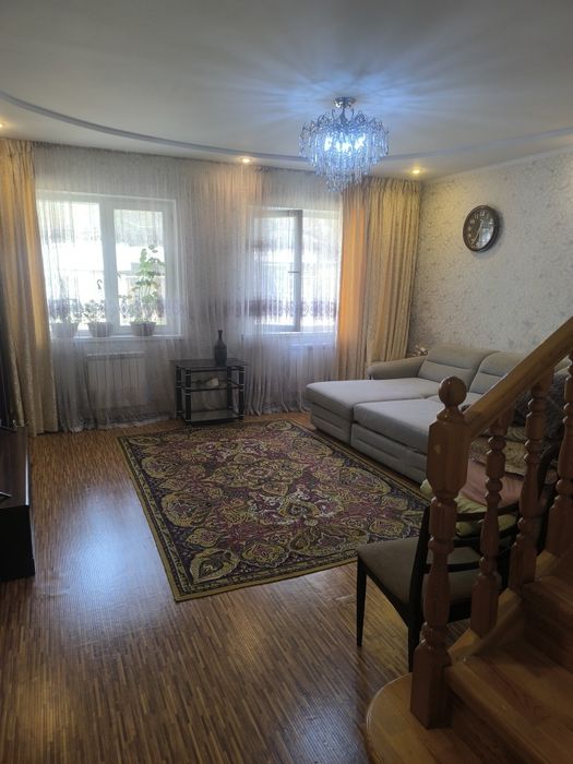 Продам дом полностью меблированный