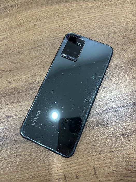 продам смартфон vivo y33s