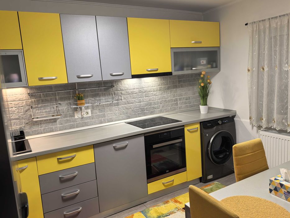 Direct proprietar vand apartament 3 camere