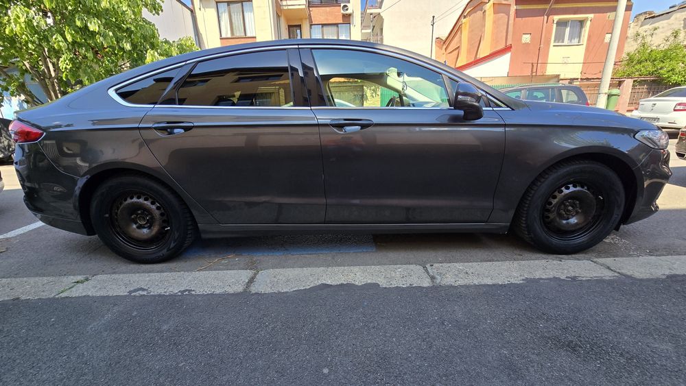 Vand Ford Mondeo Titanium 2019 - 131.000 km - BENZINA