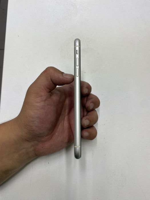 Iphone 11 (64GB) в идеальном состояний