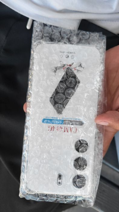 продаю Техно камон 40