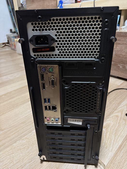 Sistem Desktop PC Asus