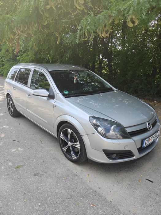 Opel Astra H 1.9 DTI 120CP