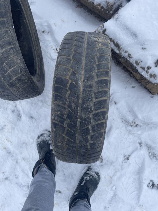 Всесезонные зимние шины 195/60/R15.