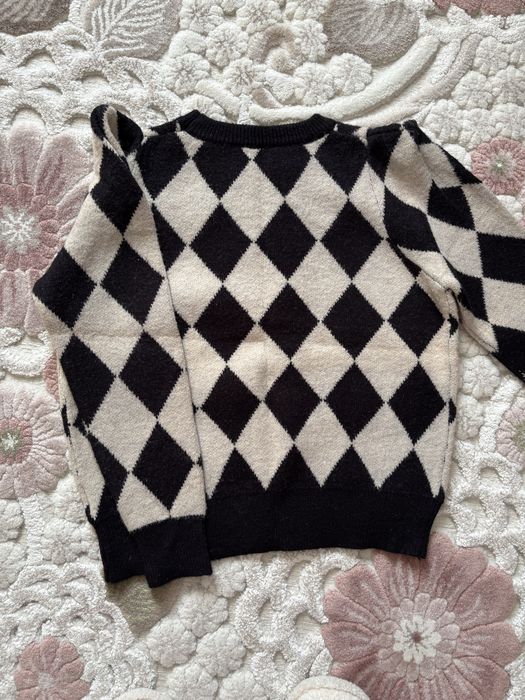 Pulover cu umeri dimensionati!