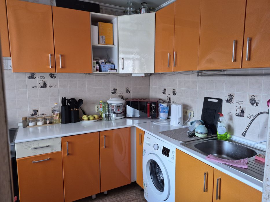 Продается 2-комнатная квартира