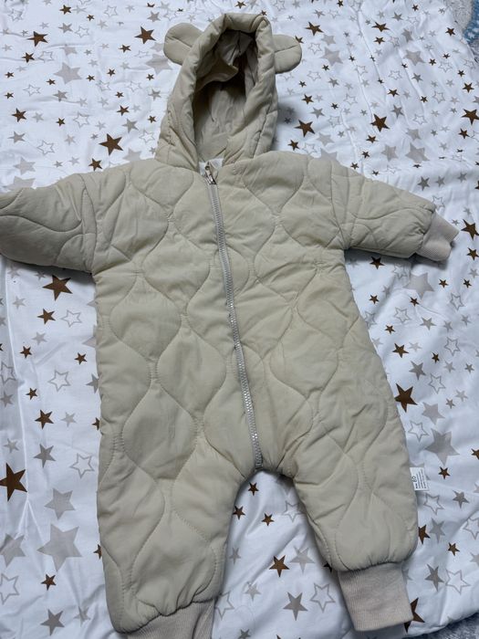 Продам демисезонный комбинезон