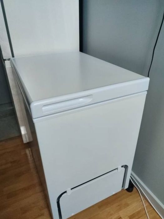 Продам морозильник