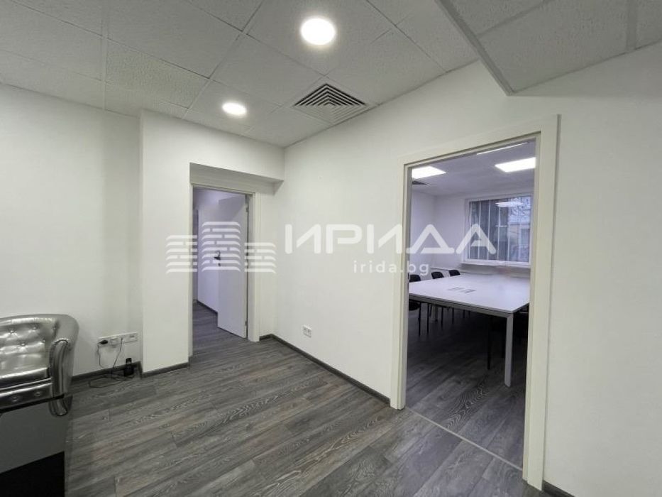 Четиристаен апартамент на ул.Оборище