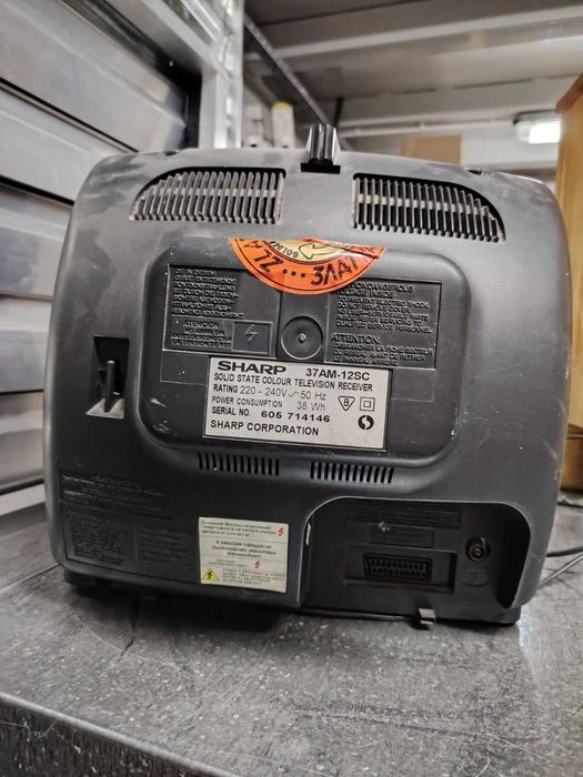 продавам телевизор