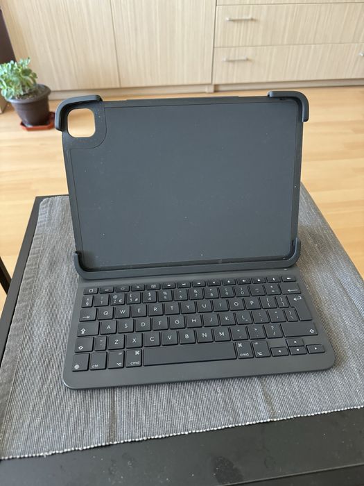 IPad Air 4 с клавиатура