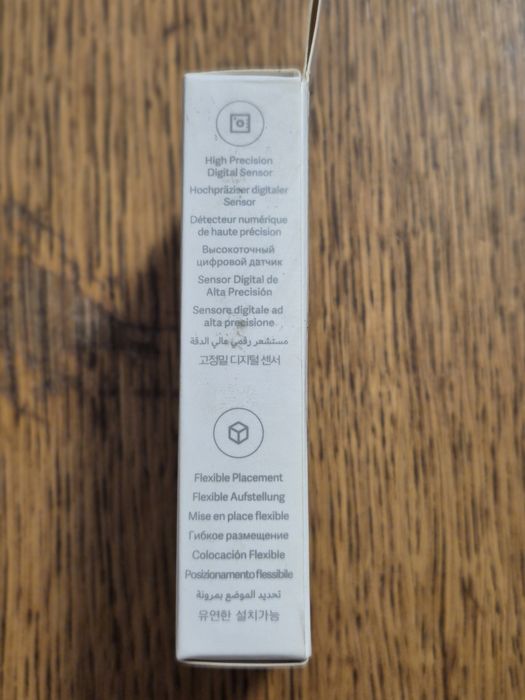 Elementul este un Mi Temperature and Humidity Monitor 2 de la Xiaomi.