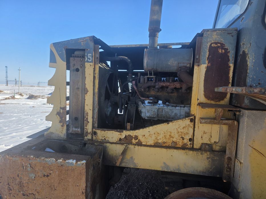 Фронтальный погрузчик