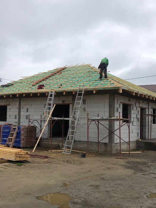 Acoperisuri reparati si montaj terase si foisoare