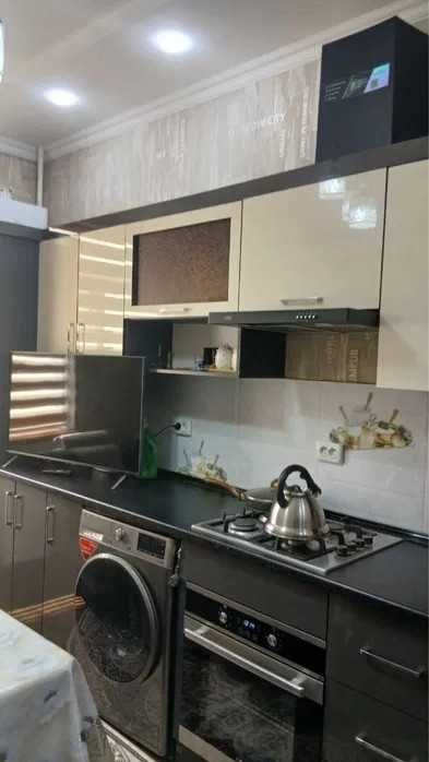 Продаётся 3х комн квартира на 4 этаже Ор-р Болгарский посёлок