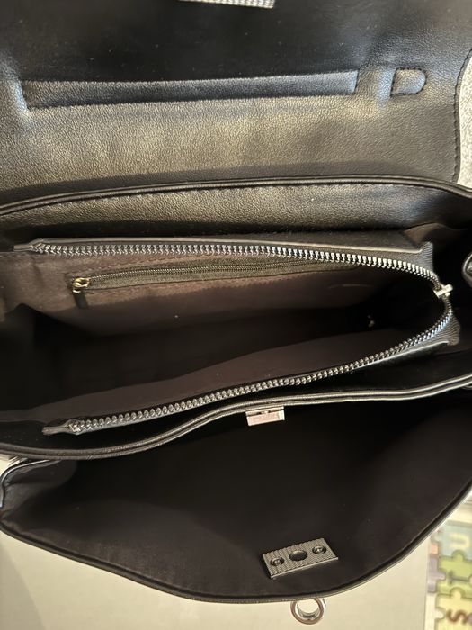 Продам сумку срочно