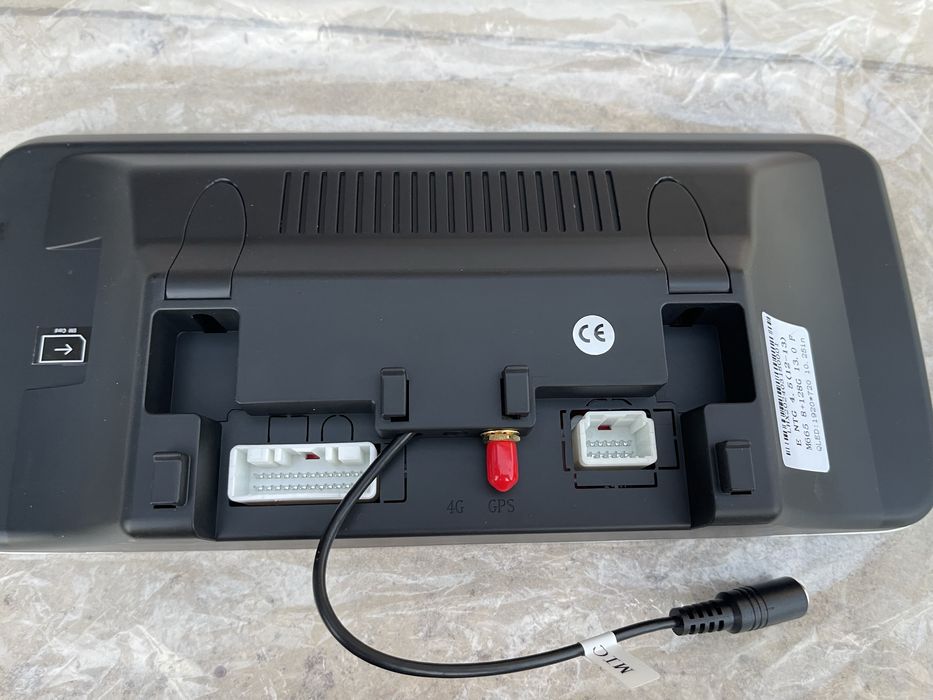 нова Мултимедия с навигация за Audi A4 A5 Q5 и Mercedes W204 W212 W207