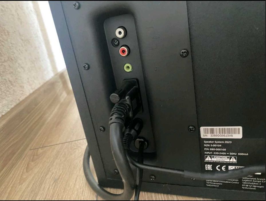 Здравейте продавам колони LOGI