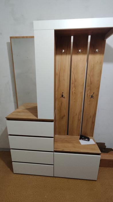 Шкаф для прихожей
