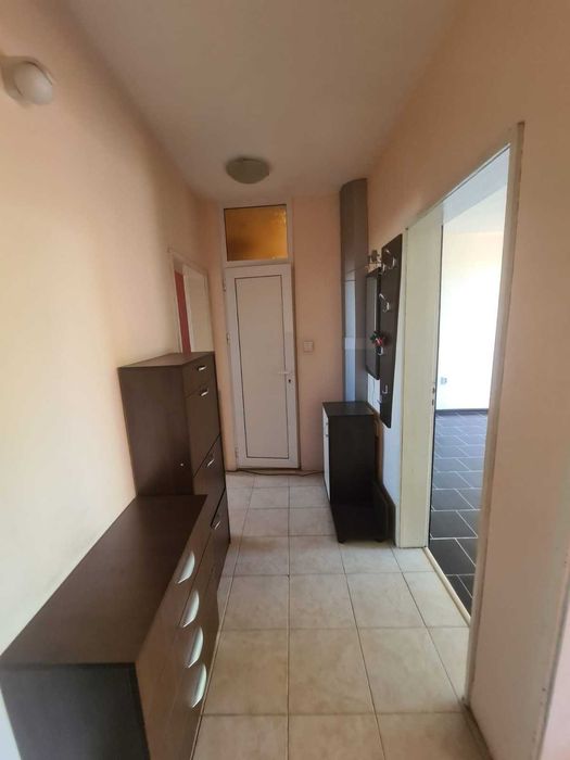 Продава се Четиристаен апартамент в Хасково, Център - 78 кв.м за 1082 €/кв.м - Снимка #11