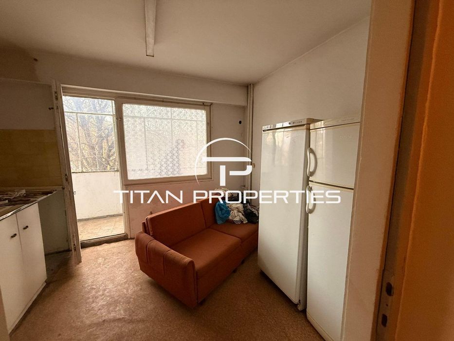 Тристаен апартамент в ж.к Славейков