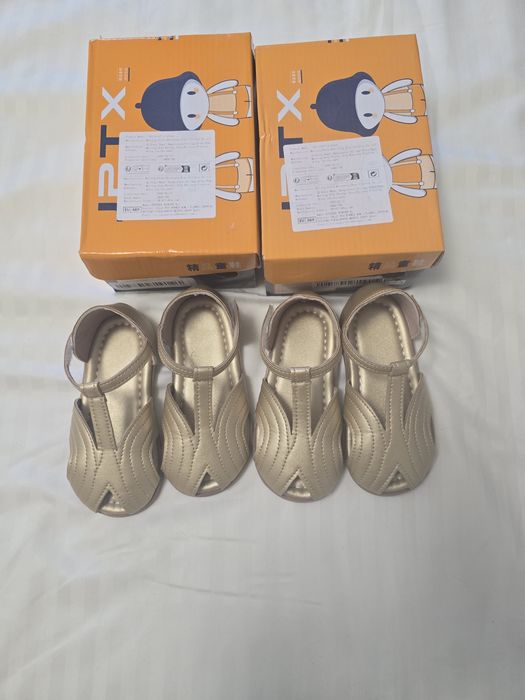 Pantofi si sandale suspinatie, ortopedice fete, bebelusi, copii