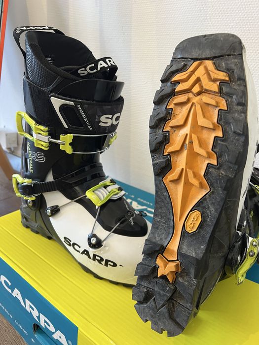 Clăpari ski touring / freeride Scarpa Maestrale RS MP 28.5 Intuition