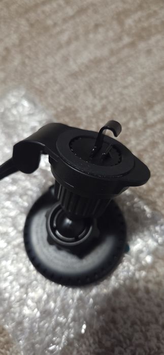 Suport auto telefon cu încărcare wireless