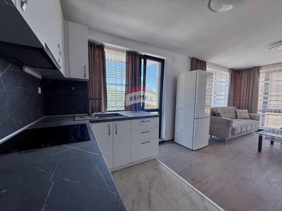 Продава се Тристаен апартамент в Варна, Виница - 99 кв.м за 1576 €/кв.м - Снимка #2