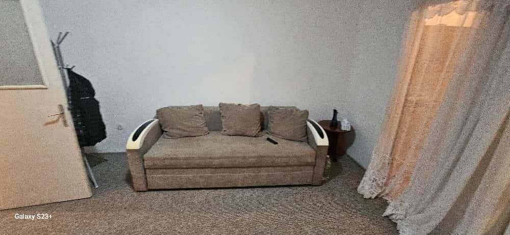 Inchiriez garsoniera -Zona Dacia