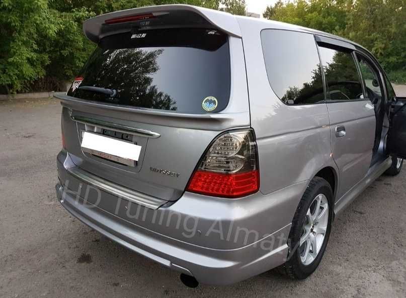 Губа на задний бампер Honda Odyssey
