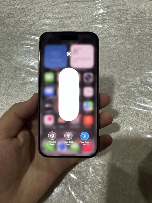 Iphone 15 pro  128gb 82 yomkst