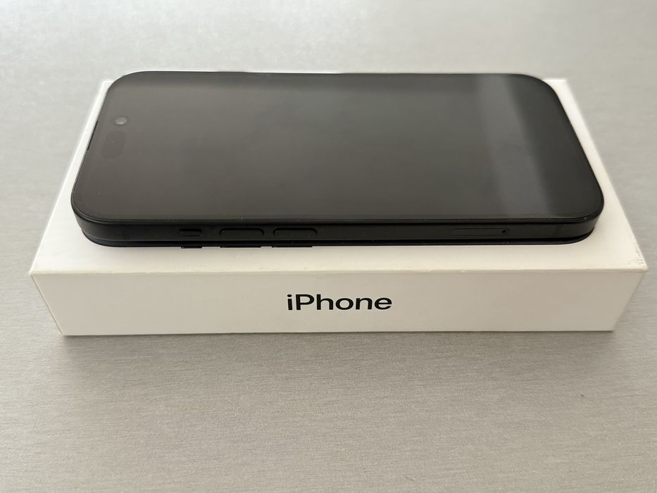 iPhone 15  256 GB Black+Mode