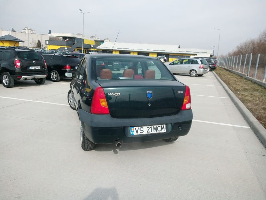 Vand Dacia Logan verde cameleon 1.6 mpi, 8v, 2006, full cu abs, oglinzi si geamuri electrice