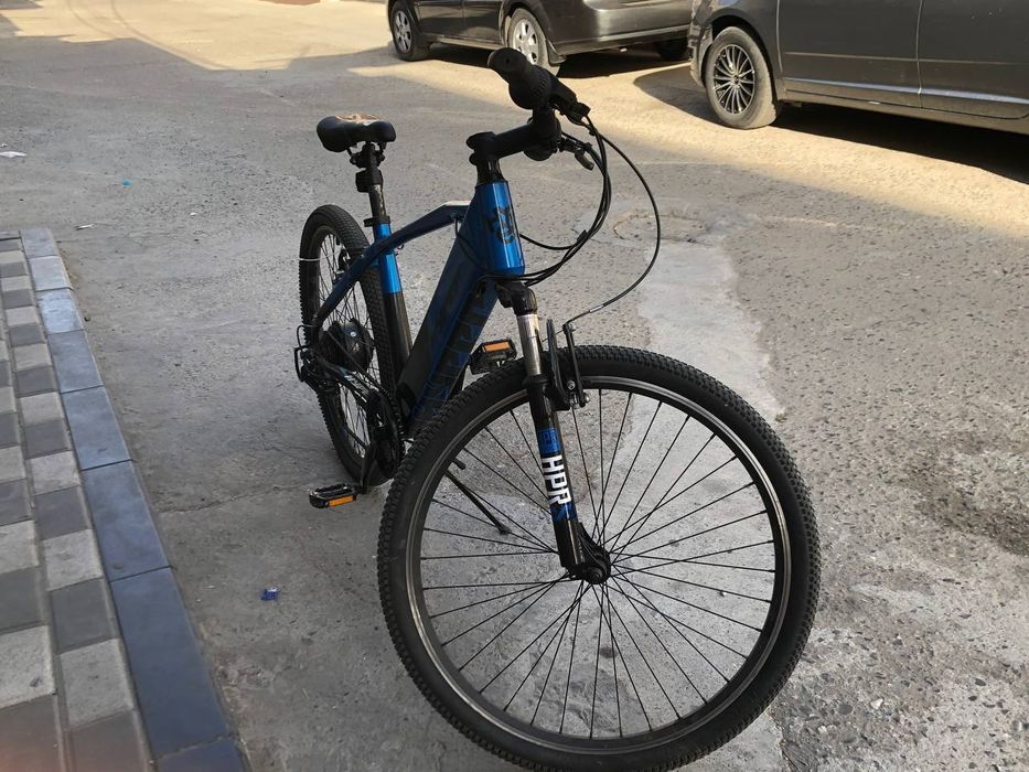 Продаётся велосипед полу автомат