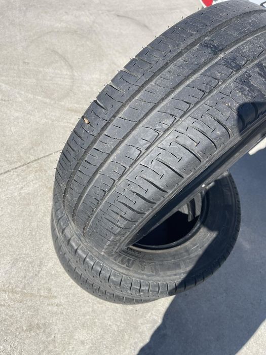 Бусови Гуми Michelin Agilis 235/65/16C