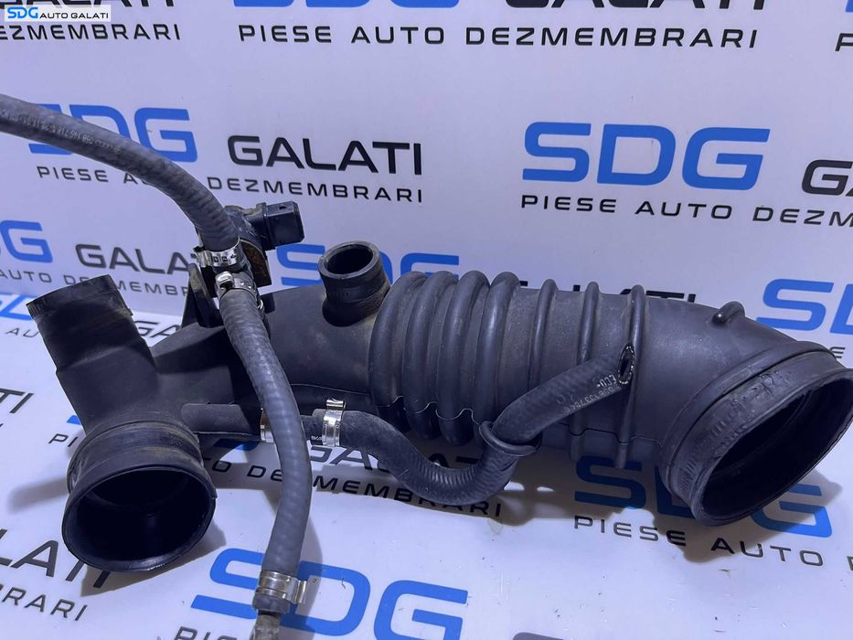 Furtun Conducta Presiune Admisie Aer Turbo Turbina Turbosuflanta Volkswagen Passat B5 1.8 T AEB ANB APU 1997 - 2001 Cod 058133356A [AV1364]