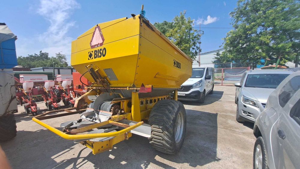 Masina imprastiat amendamente Agrex 6000