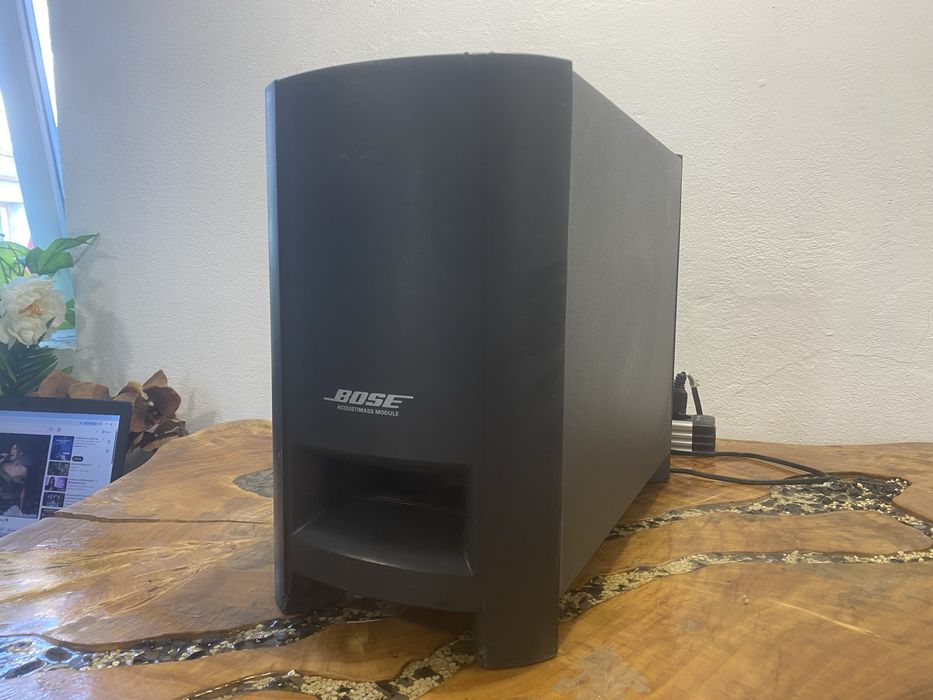 Subwoofer bose ps3-2-1