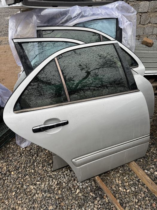 Мерседес 210 авторазбор