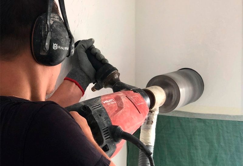 Алмазное бурение.Услуги алмазное бурение,сверление, резка бетона.Almaz