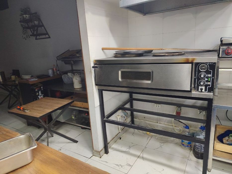 Pitsa pech sotiladi, elektronniy