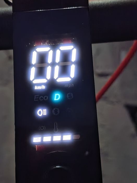 Xiaomi m1, электросамокат, б/у в хорошем состоянии