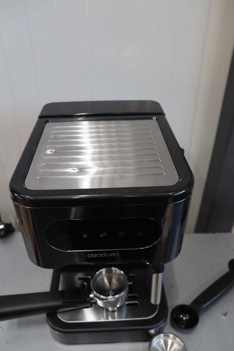 Кафемашина Cecotec Power Espresso 20 Coldbrew, 20 бара, тъч бутони
