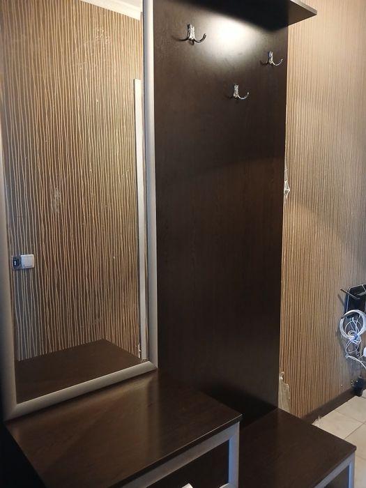 Продаётся прихожая