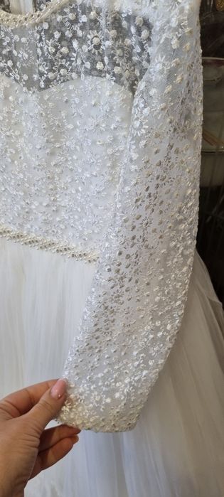 Платье очень красивое,качественное