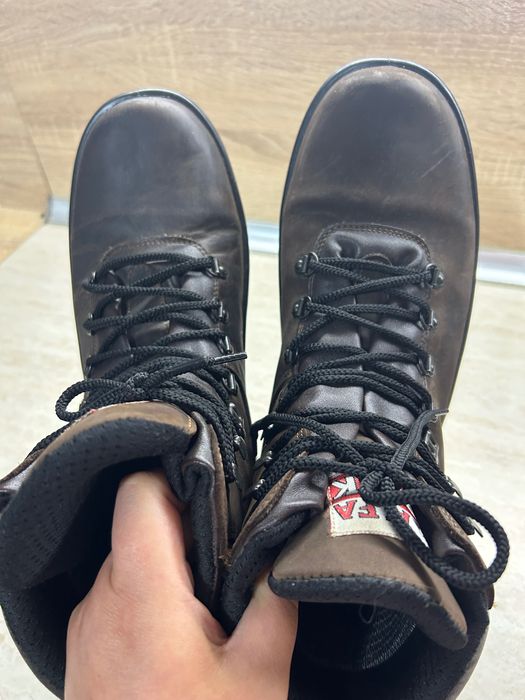 Ловни обувки нови