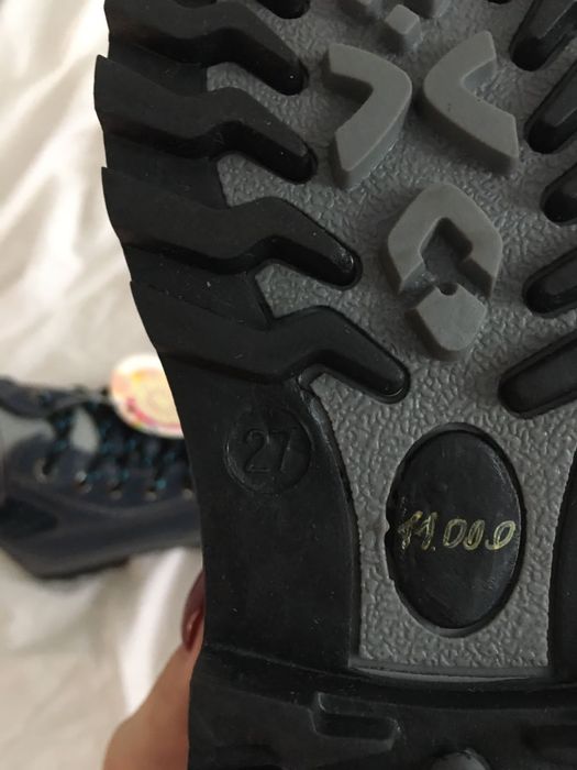 Новые детские ботиночки