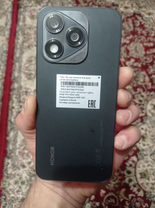 Продам новый телефон